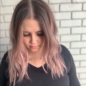 Meet your Posher, Elizabeth